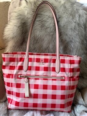 Kate Spade New York Chelsea Large Tote in red and Pink Picnic gingham check